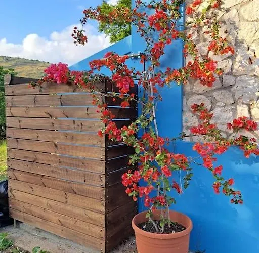 Fragosiko - Rustic Retreat In Kefalonia *